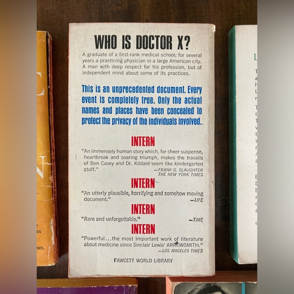 Vintage Lot of Five Books! Medical-Themed - Romance - Rare and Weird Books 1960s - Picture 13 of 15